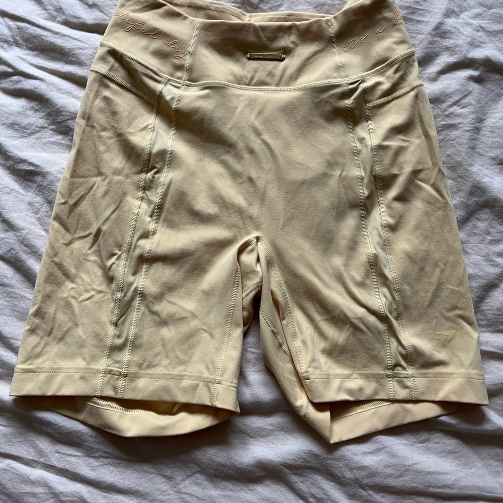Whitney Simmons x Gymshark Yellow Workout Biker Shorts Size Medium